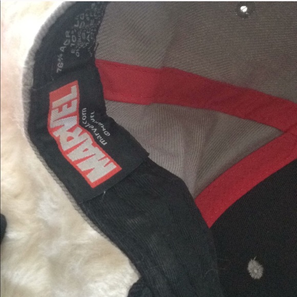 MARVEL Deadpool X Force Adjustable Snapback Hat - Picture 4 of 6